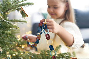 8 Sustainable DIY Christmas Decorations