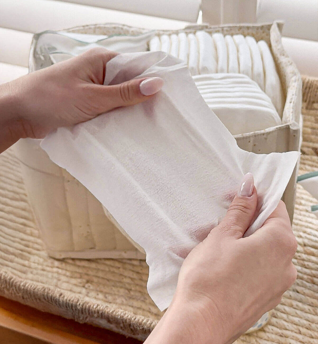 Kit & Kin strong water-based wet wipes for sensitive skin 